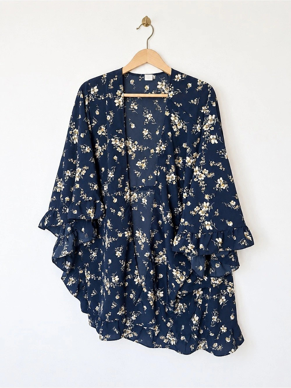 Floral Ruffle Sleeve Blouse in Blue & White